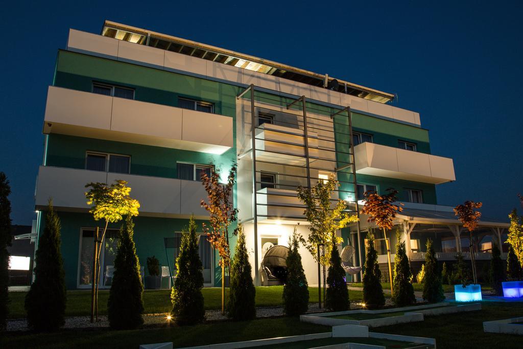 Hotel Osrodek Sea Star Premium Sarbinowo Esterno foto